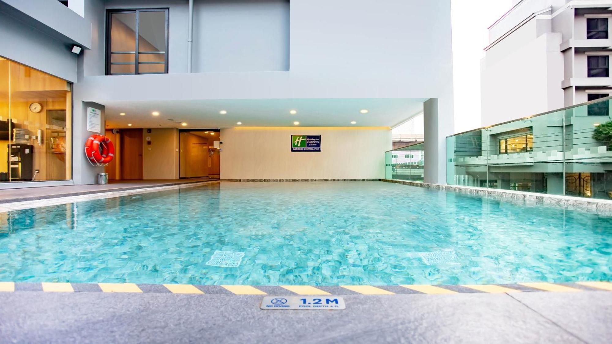 Holiday Inn Express & Suites Bangkok Central Pier By Ihg Exteriér fotografie