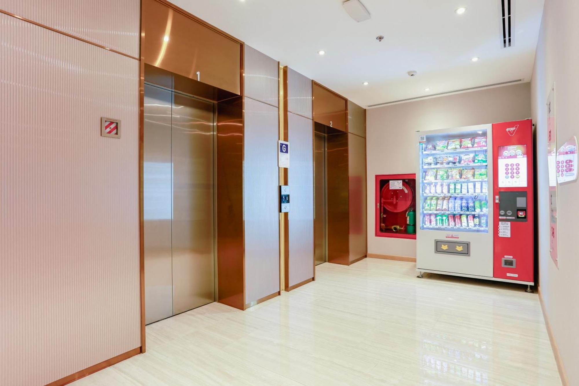 Holiday Inn Express & Suites Bangkok Central Pier By Ihg Exteriér fotografie
