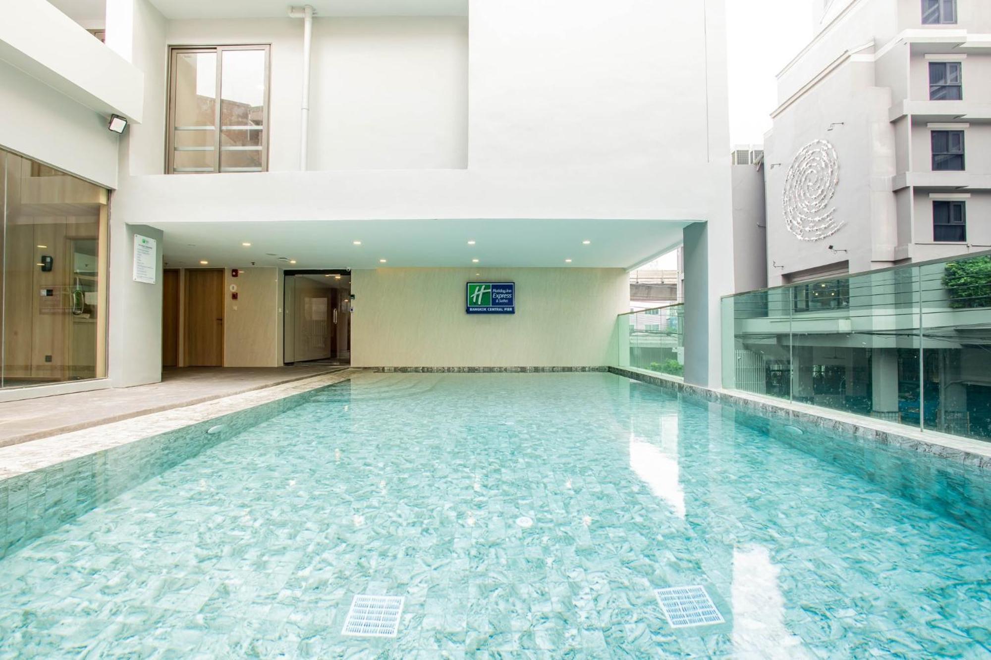 Holiday Inn Express & Suites Bangkok Central Pier By Ihg Exteriér fotografie